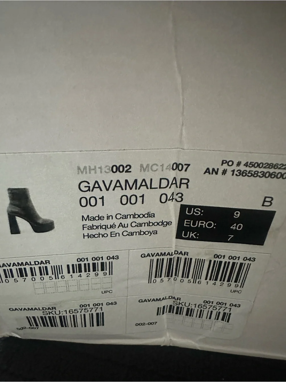 Aldo Black Platform Ankle Boots - Sleek Women's Fashion Boot